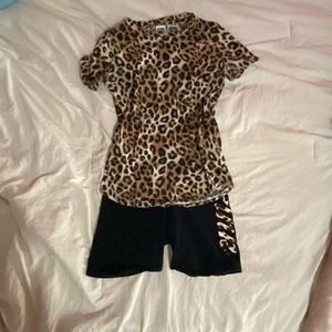 VS/PINK Cheetah Print T-shirt & Short Set